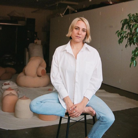 Five questions to Delphine Huguet