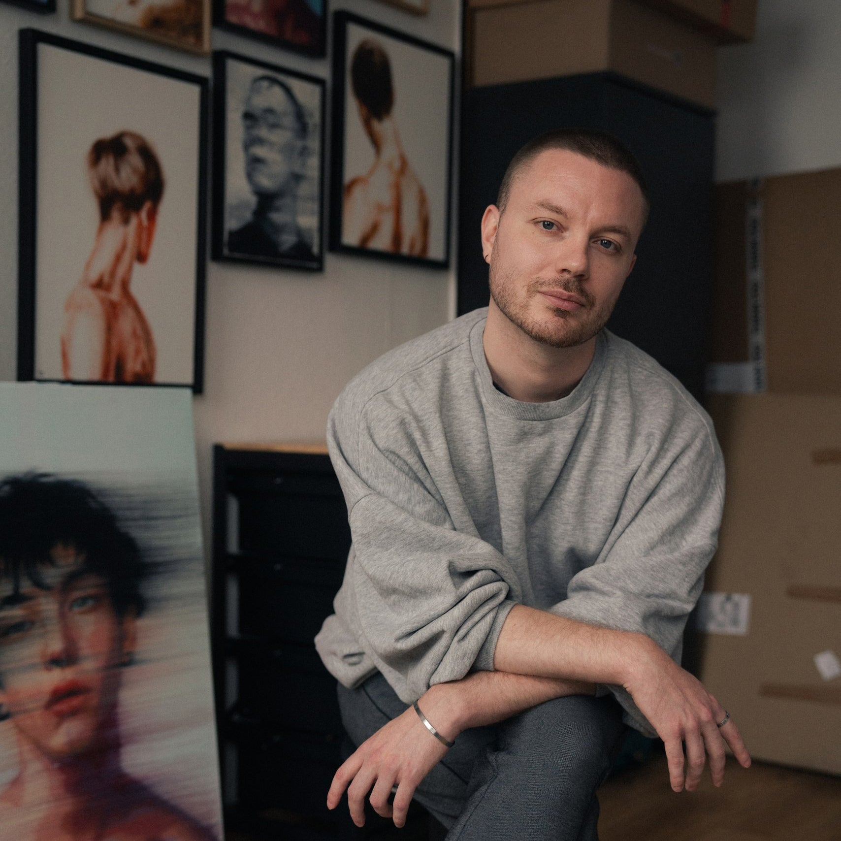 Lukas Moll: Between Memory, Identity and Vulnerability