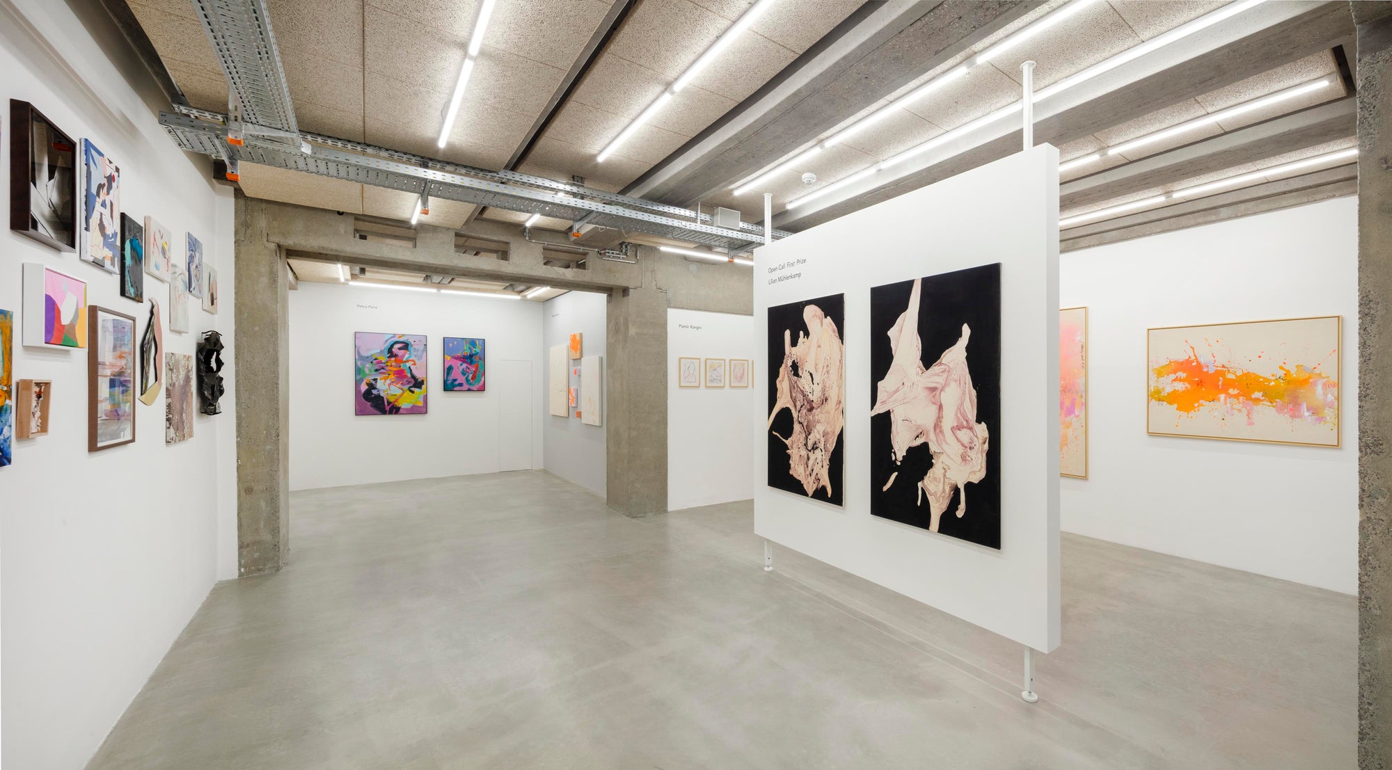 New & Abstract – Putting Your Art in the Spotlight